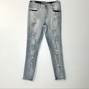 Rubberband Stretch Sarina Piper Skinny Light Wash Distressed Raw Hem Sz 26 -3/4